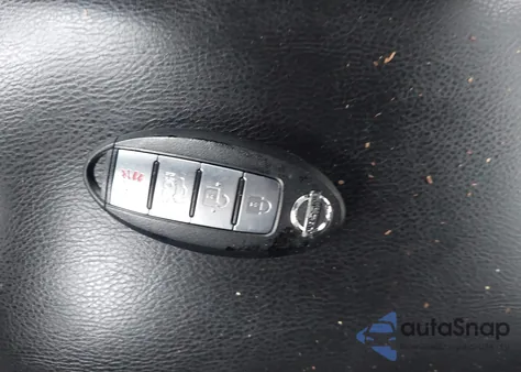 2018 Nissan Sentra Sr Turbo z USA, uszkodzony, nr VIN 3N1CB7AP2JY205129